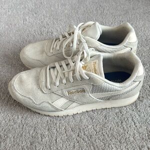 Reebok Classic Sneaker - Women's beige white
